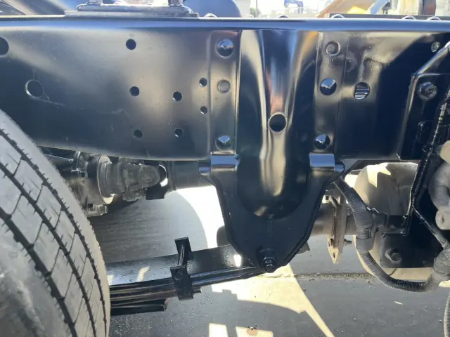 いすゞ エルフ 2RG-NKR88AD(2WD)の写真20