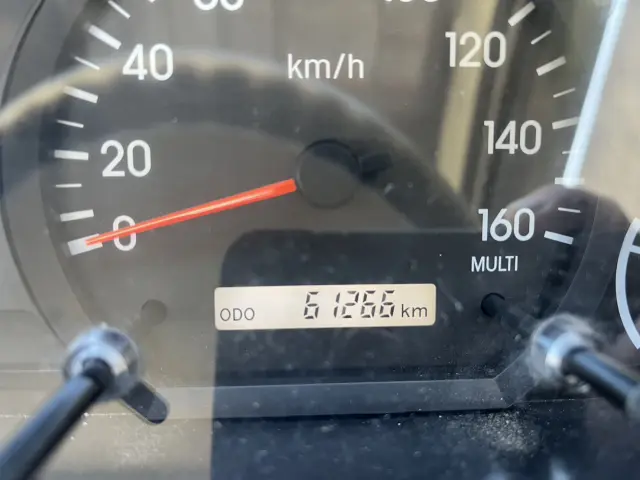 いすゞ エルフ 2RG-NKR88AD(2WD)の写真25