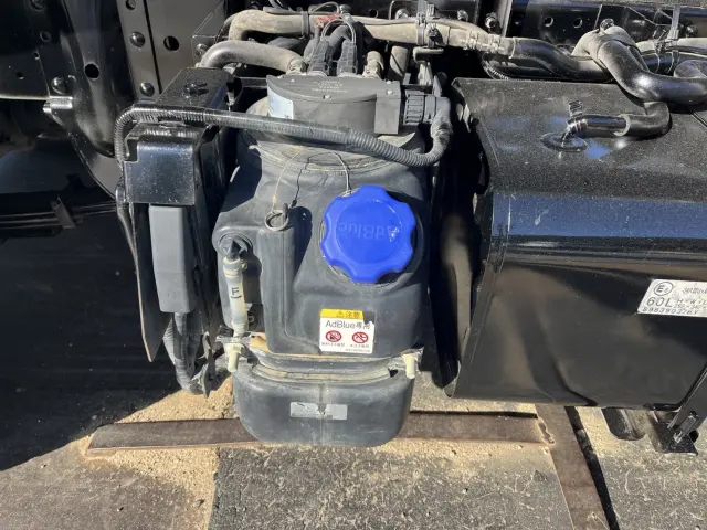 いすゞ エルフ 2RG-NKR88AD(2WD)の写真34