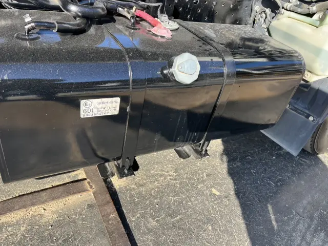 いすゞ エルフ 2RG-NKR88AD(2WD)の写真35