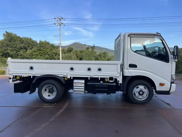 日野 デュトロ 2RG-XZC605M(2WD)の写真6