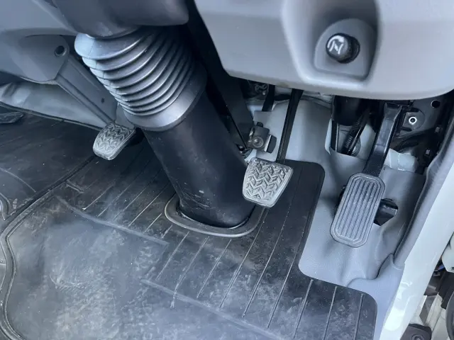 日野 デュトロ 2RG-XZC605M(2WD)の写真16