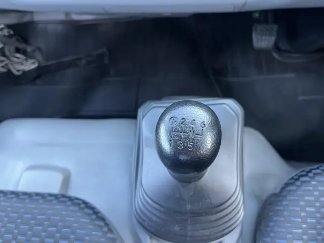 日野 デュトロ 2RG-XZC605M(2WD)の写真28