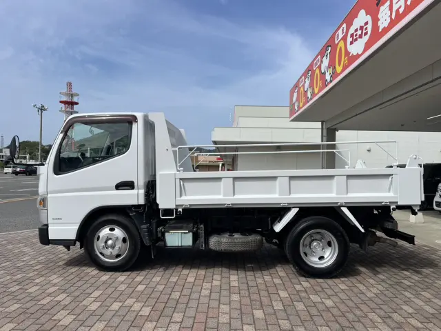 三菱 キャンター TPG-FBA60(2WD)の写真2