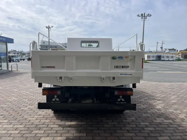 三菱 キャンター TPG-FBA60(2WD)の写真4
