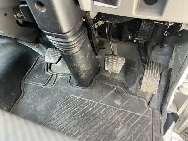 三菱 キャンター TPG-FBA60(2WD)の写真38