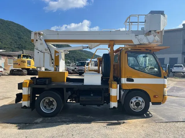 日野 デュトロ BKG-XZU304E(2WD)の写真6