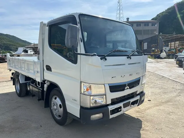 三菱 キャンター 2PG-FBA60(2WD)の写真3