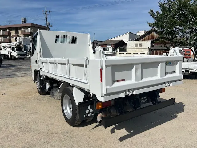 三菱 キャンター 2PG-FBA60(2WD)の写真7