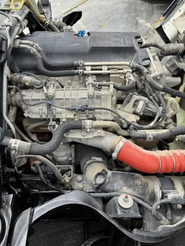 三菱 キャンター 2PG-FBA60(2WD)の写真22