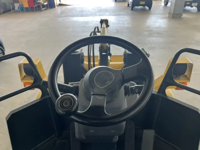 コマツ ホイールローダー WA30-6(未入力/関係無)の写真30