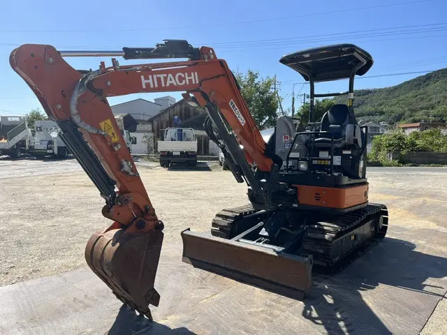 HITACHI ミニショベル EX30U-5Bの写真2