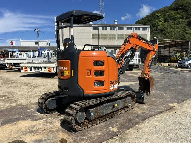 HITACHI ミニショベル EX30U-5Bの写真3