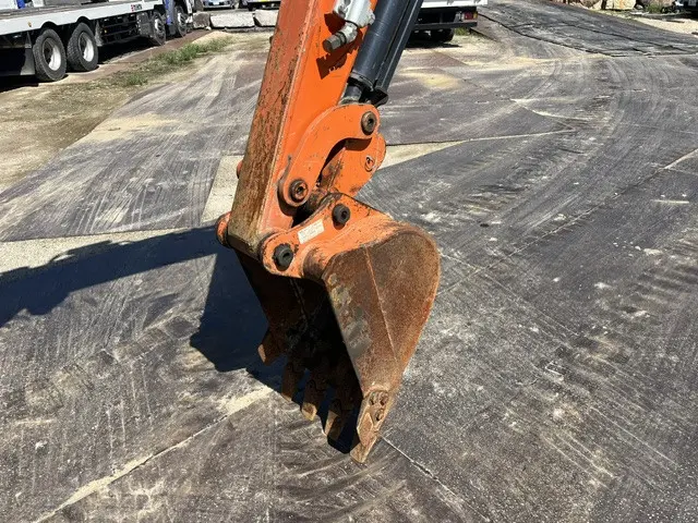 HITACHI ミニショベル EX30U-5Bの写真11