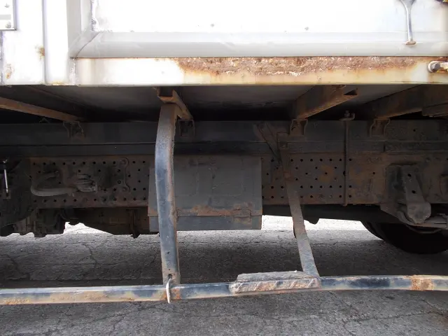 いすゞ エルフ TKG-NPR85AN(2WD)の写真4