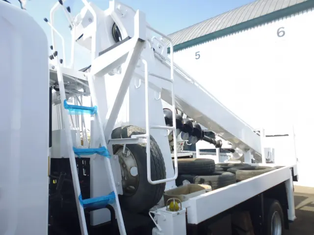 いすゞ フォワード PKG-FRR90S2(2WD)の写真5