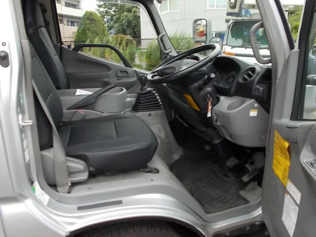 日野 デュトロ TKG-XZU685M(4WD)の写真18