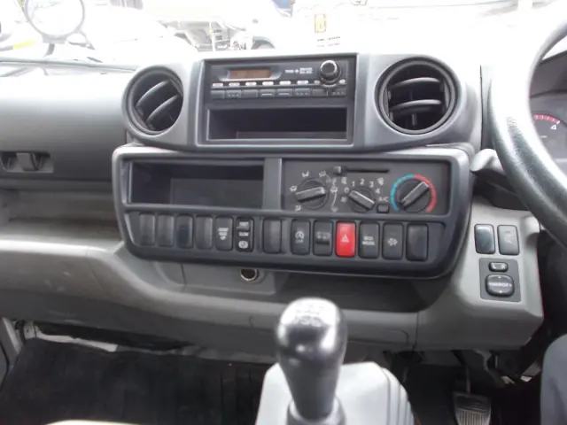 日野 デュトロ TKG-XZU685M(4WD)の写真20