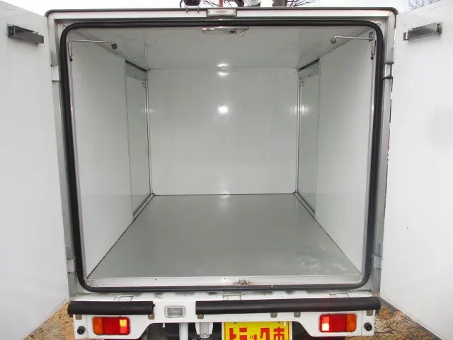 スズキ キャリイ EBD-DA16T(2WD)の写真4