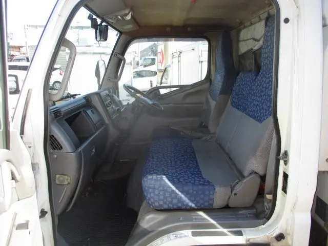 三菱 キャンターガッツ KGーFB70AB(2WD)の写真7