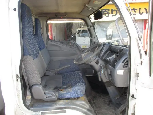 三菱 キャンターガッツ KGーFB70AB(2WD)の写真8