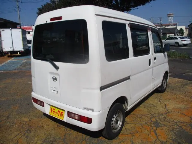 ダイハツ ハイゼットバン EBD-S321V(2WD)の写真3