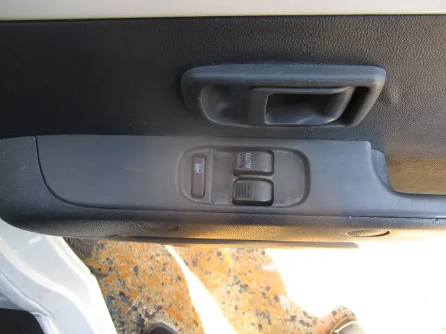 ダイハツ ハイゼットバン EBD-S321V(2WD)の写真16