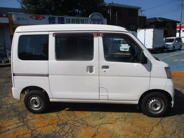 ダイハツ ハイゼットバン EBD-S321V(2WD)の写真20