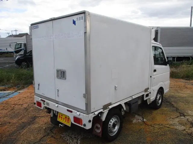 日産 クリッパートラック EBD-DR16T(2WD)の写真3