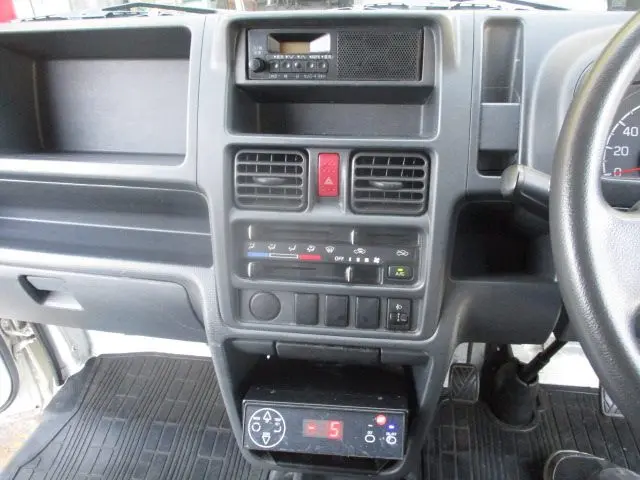 日産 クリッパートラック EBD-DR16T(2WD)の写真10