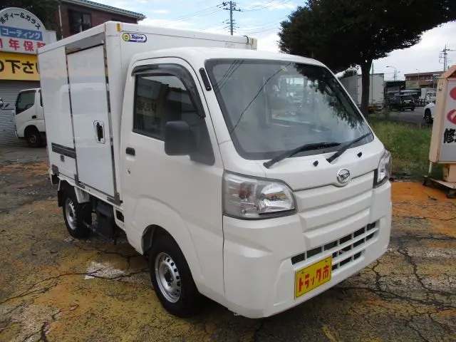 ダイハツ ハイゼットトラック EBD-S500P(2WD)の写真6