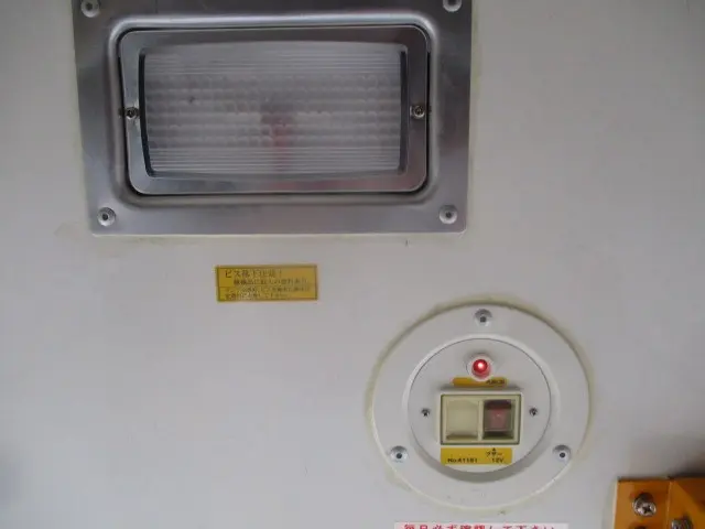 ダイハツ ハイゼットトラック EBD-S500P(2WD)の写真21