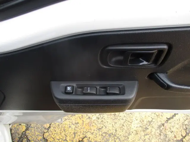 ダイハツ ハイゼットトラック EBD-S500P(2WD)の写真25