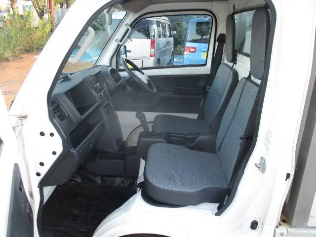スズキ キャリイ DA16T(2WD)の写真7