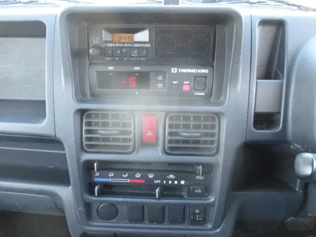 スズキ キャリイ DA16T(2WD)の写真9