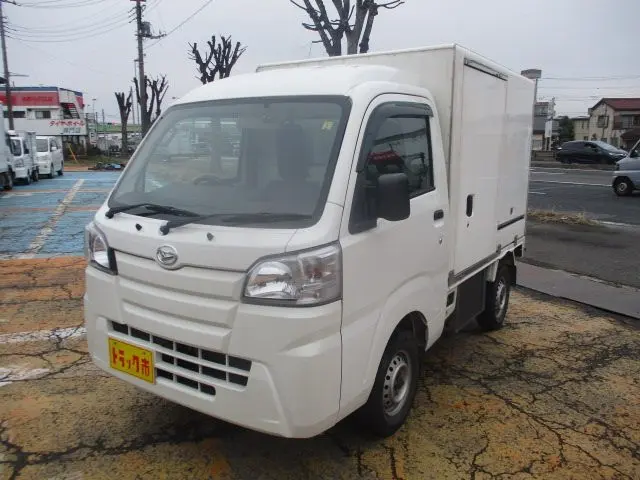 ダイハツ ハイゼットトラック 3BD－S500P(2WD)の写真1