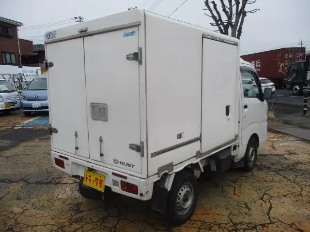 ダイハツ ハイゼットトラック 3BD-S500P(2WD)の写真3