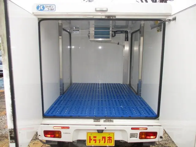 ダイハツ ハイゼットトラック 3BD-S500P(2WD)の写真4