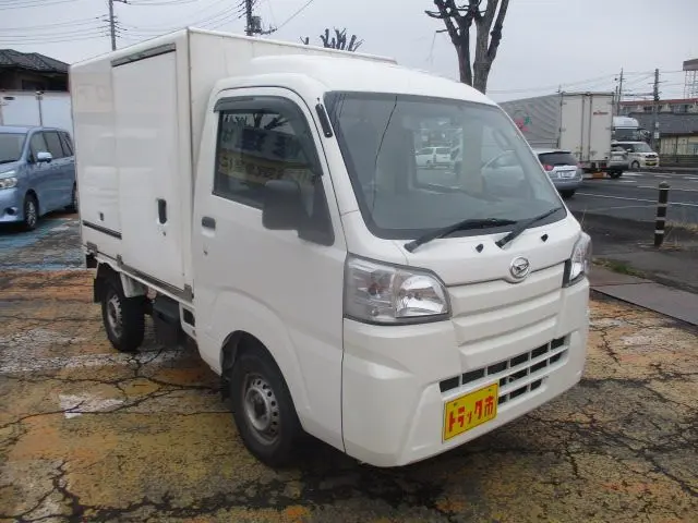 ダイハツ ハイゼットトラック 3BD-S500P(2WD)の写真7