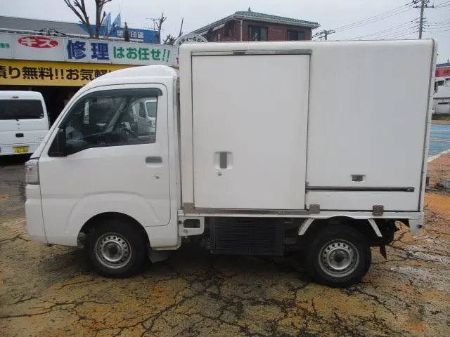 ダイハツ ハイゼットトラック 3BD-S500P(2WD)の写真21