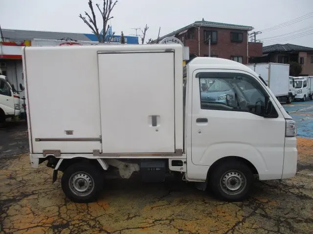 ダイハツ ハイゼットトラック 3BD-S500P(2WD)の写真23