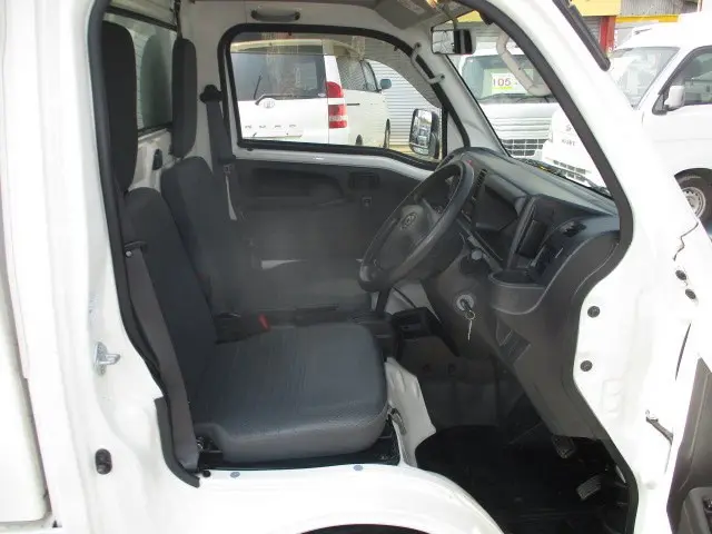 ダイハツ ハイゼットトラック HBD－S500P(2WD)の写真9