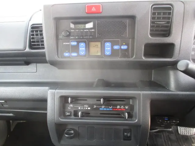 ダイハツ ハイゼットトラック HBD－S500P(2WD)の写真10