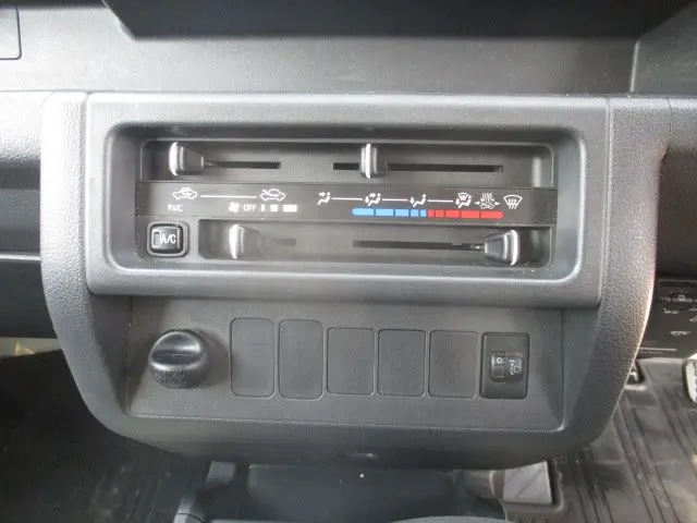 ダイハツ ハイゼットトラック HBD－S500P(2WD)の写真12