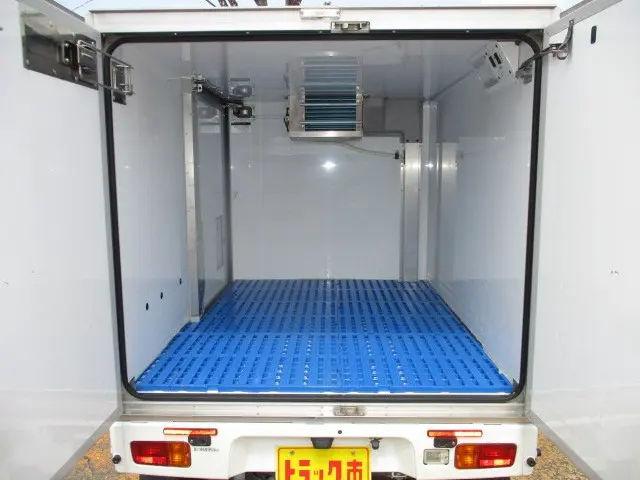 ダイハツ ハイゼットトラック 3BD-S510P(4WD)の写真4