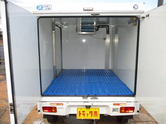 ダイハツ ハイゼットトラック ＨBD－S500P(2WD)の写真4