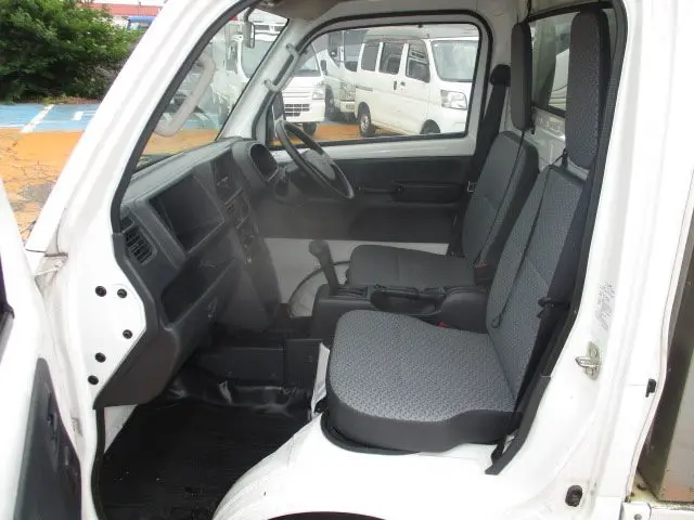 スズキ キャリイ EBD-DA16T(2WD)の写真8