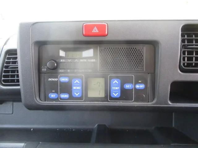ダイハツ ハイゼットトラック ＥBD－S500P(2WD)の写真11