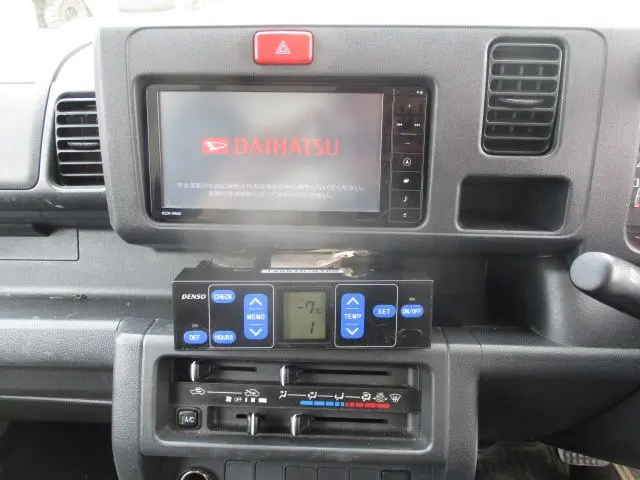 ダイハツ ハイゼットトラック ＥBD－S500P(2WD)の写真9