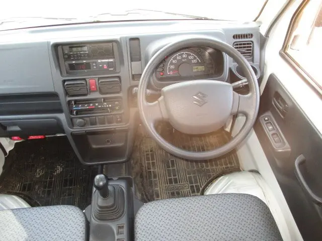 スズキ キャリイ EBD-DＡ16T(2WD)の写真2